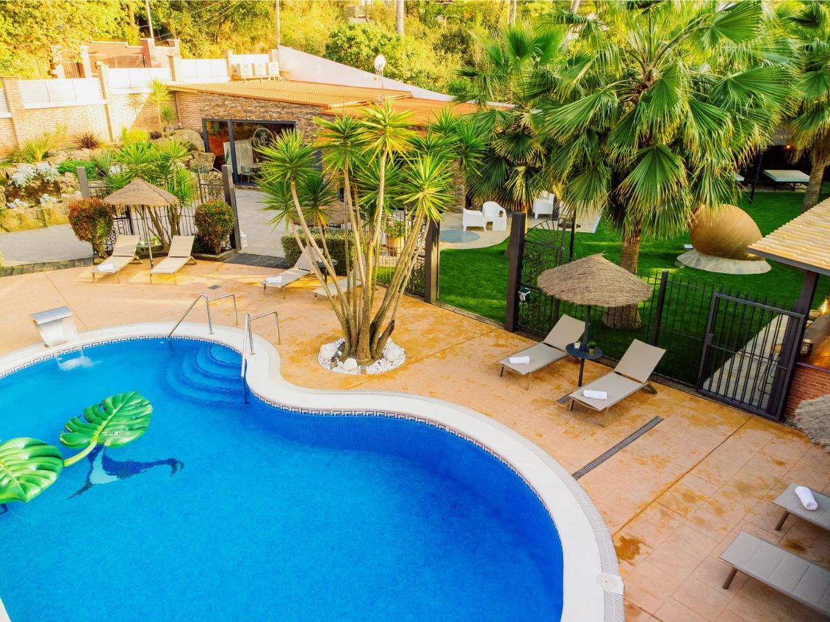 Caribbean Home Montcada i Reixac Exterior foto